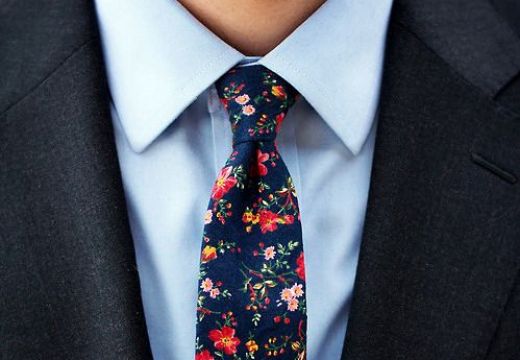 不同的西装搭配男士花领带-[汉森领带]