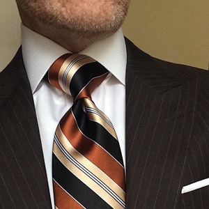 佩戴领带