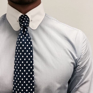 领带衬衫